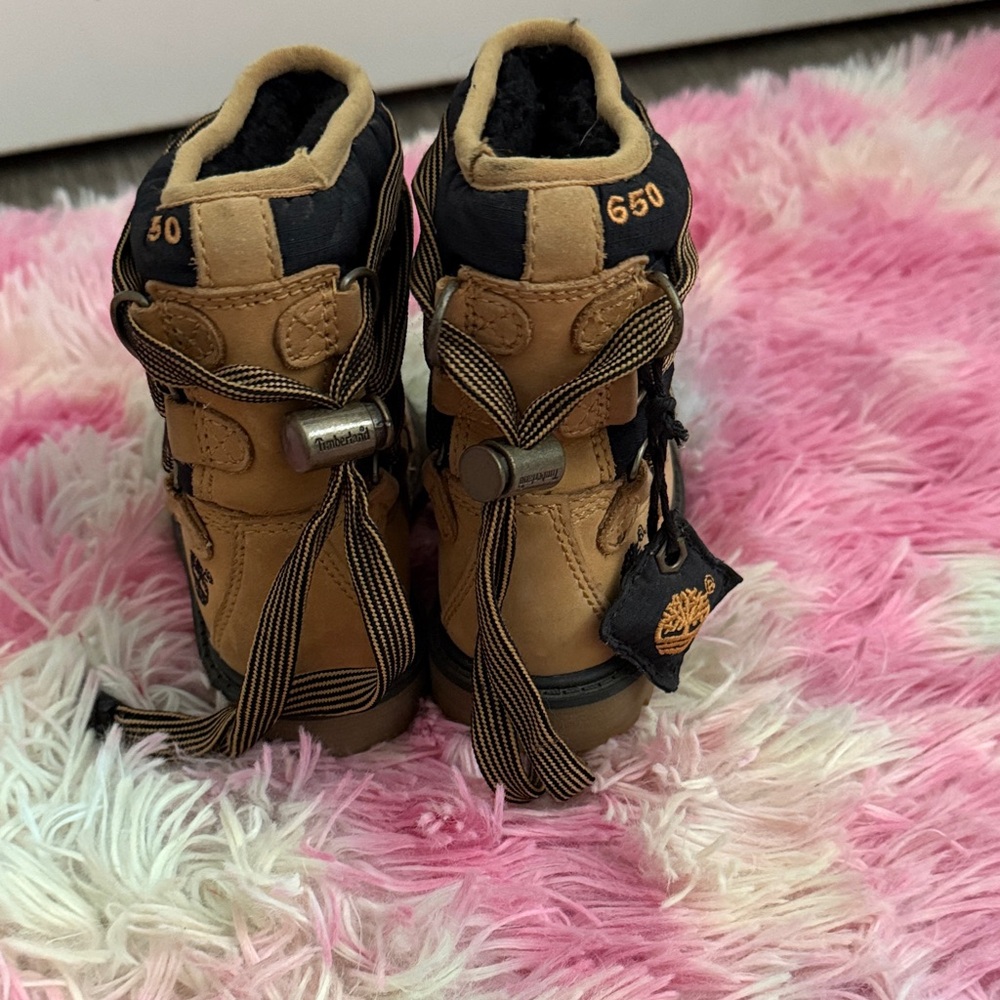 Timberland Kids Brown and Black Lace-Up Boots - Picture 5 of 14